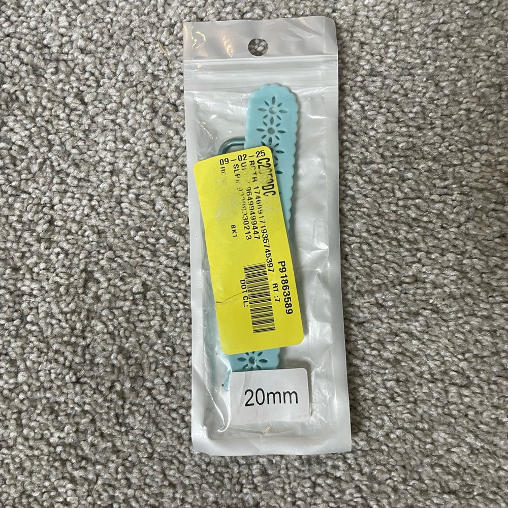 20mm Aqua Floral Silicone Watch Band - Picture 2 of 2